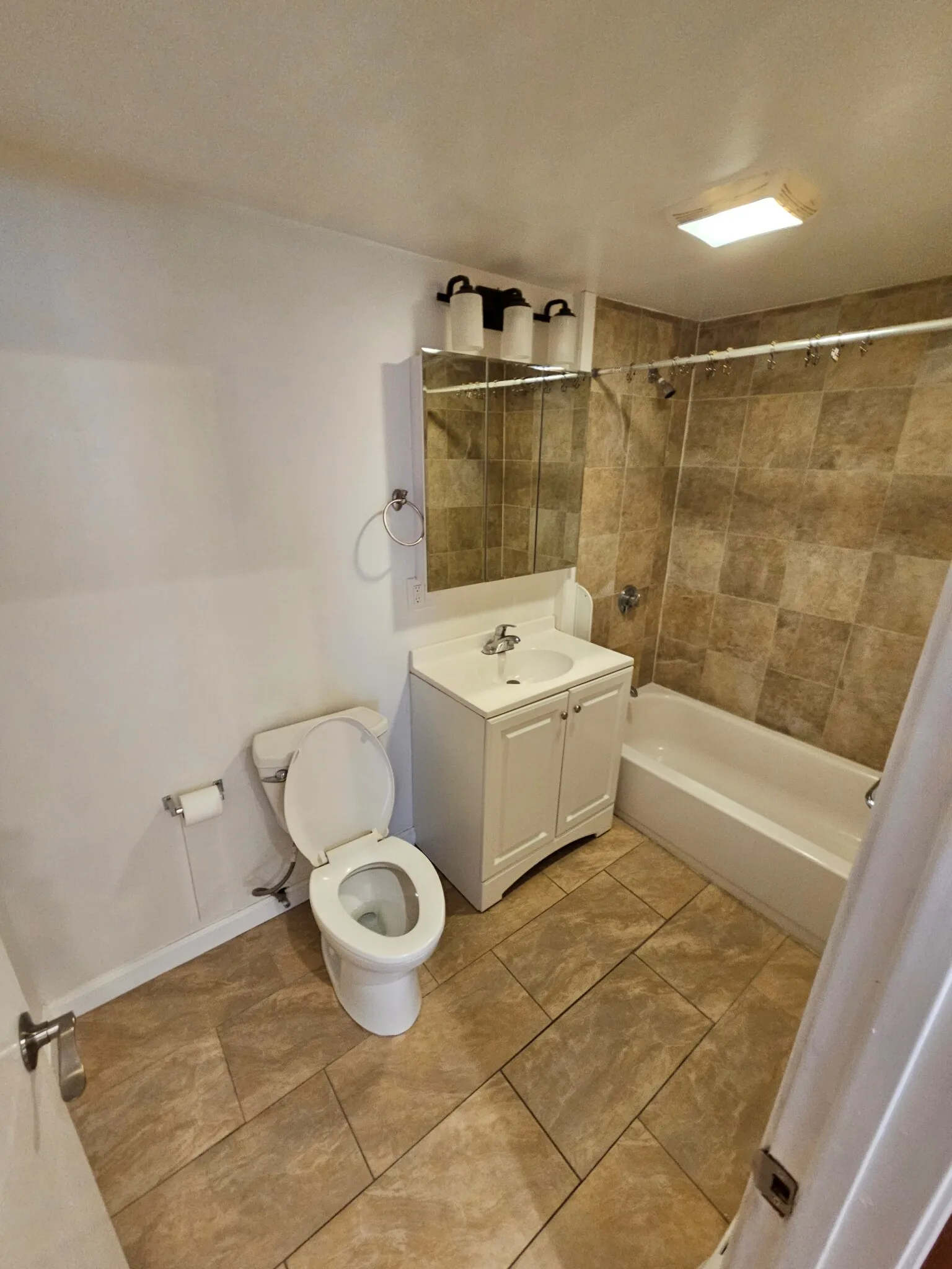 153 Salem St, North End