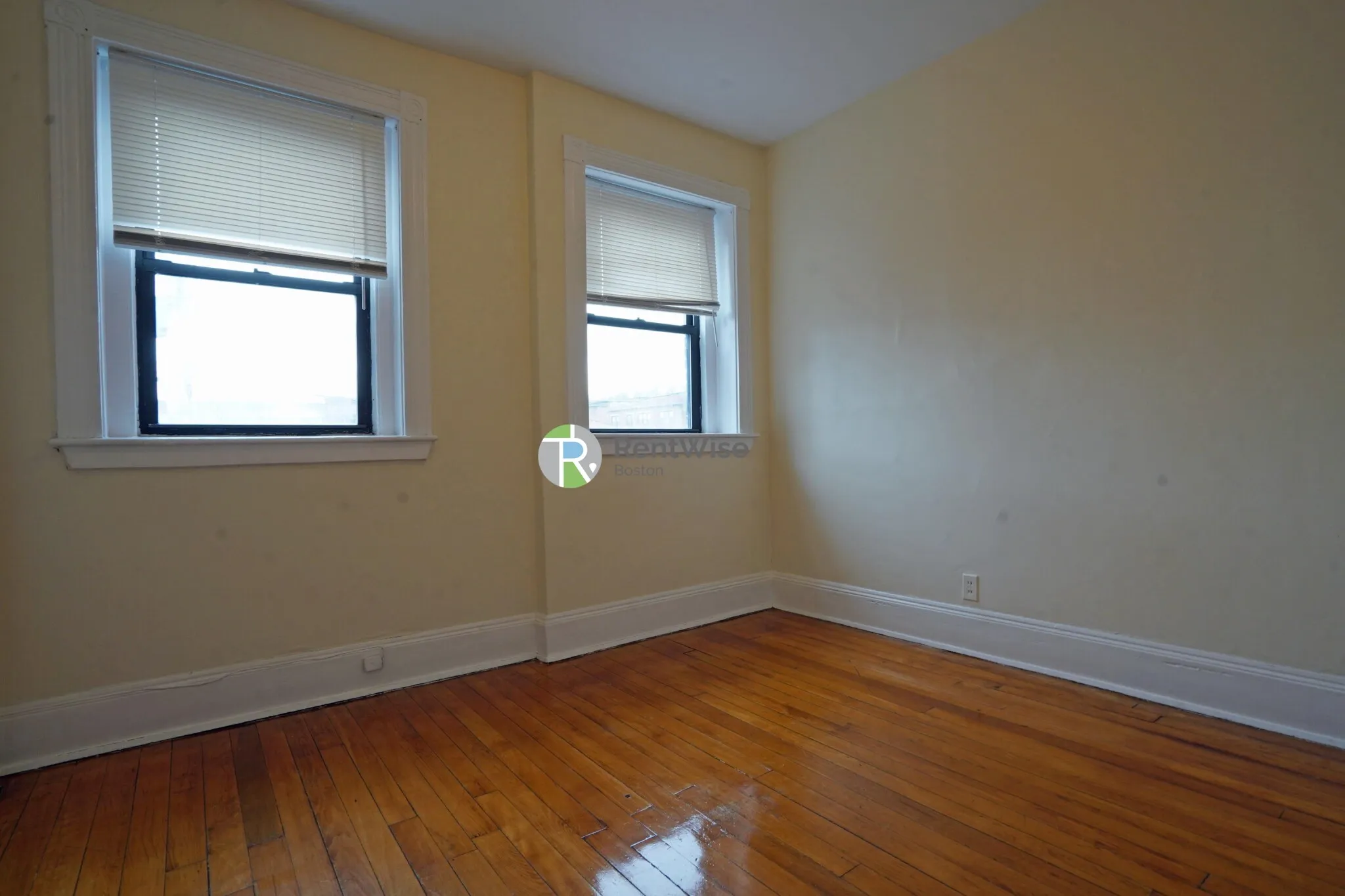 1212 Commonwealth Ave, Brighton