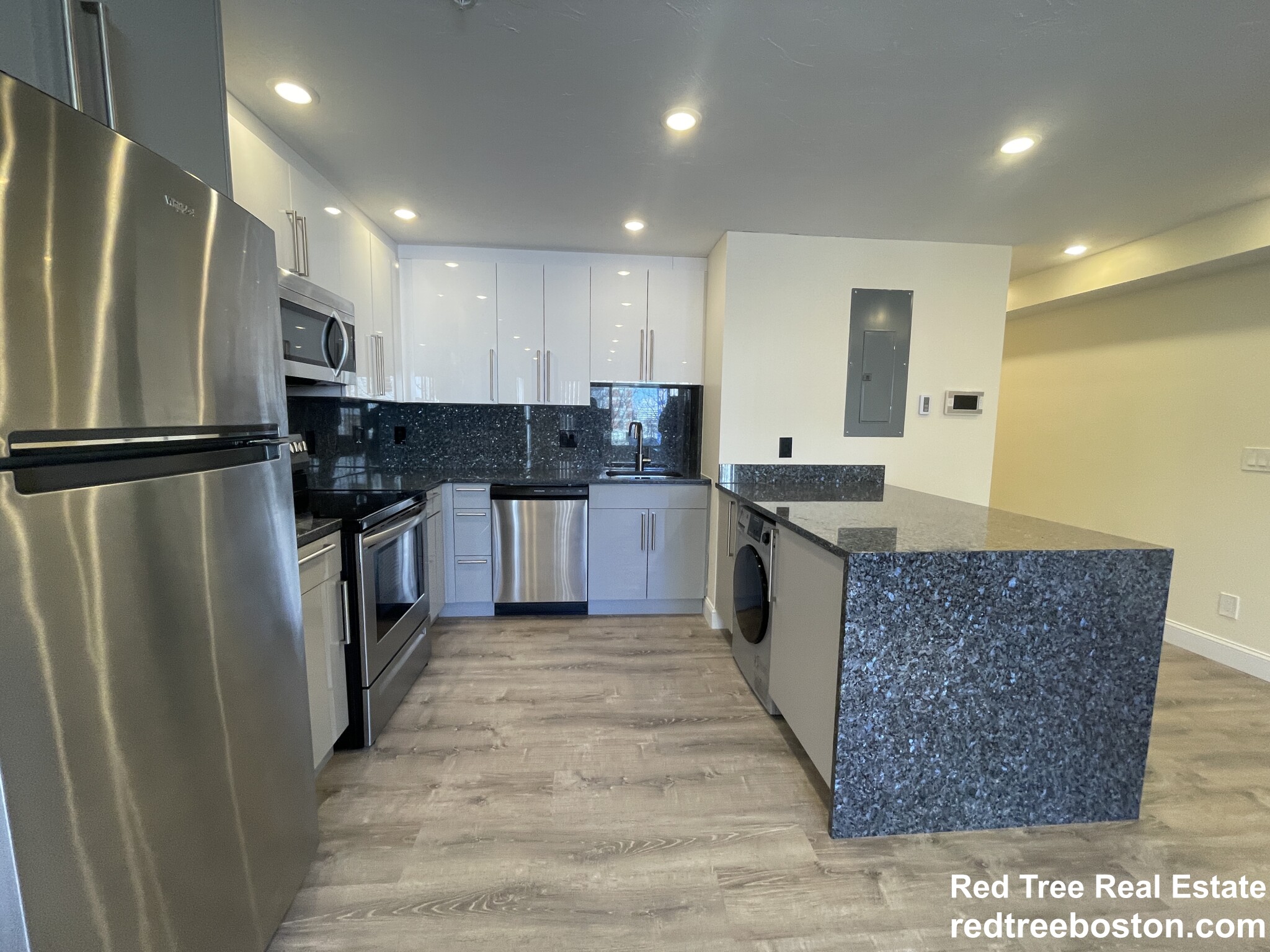 1028 Commonwealth Ave, Boston