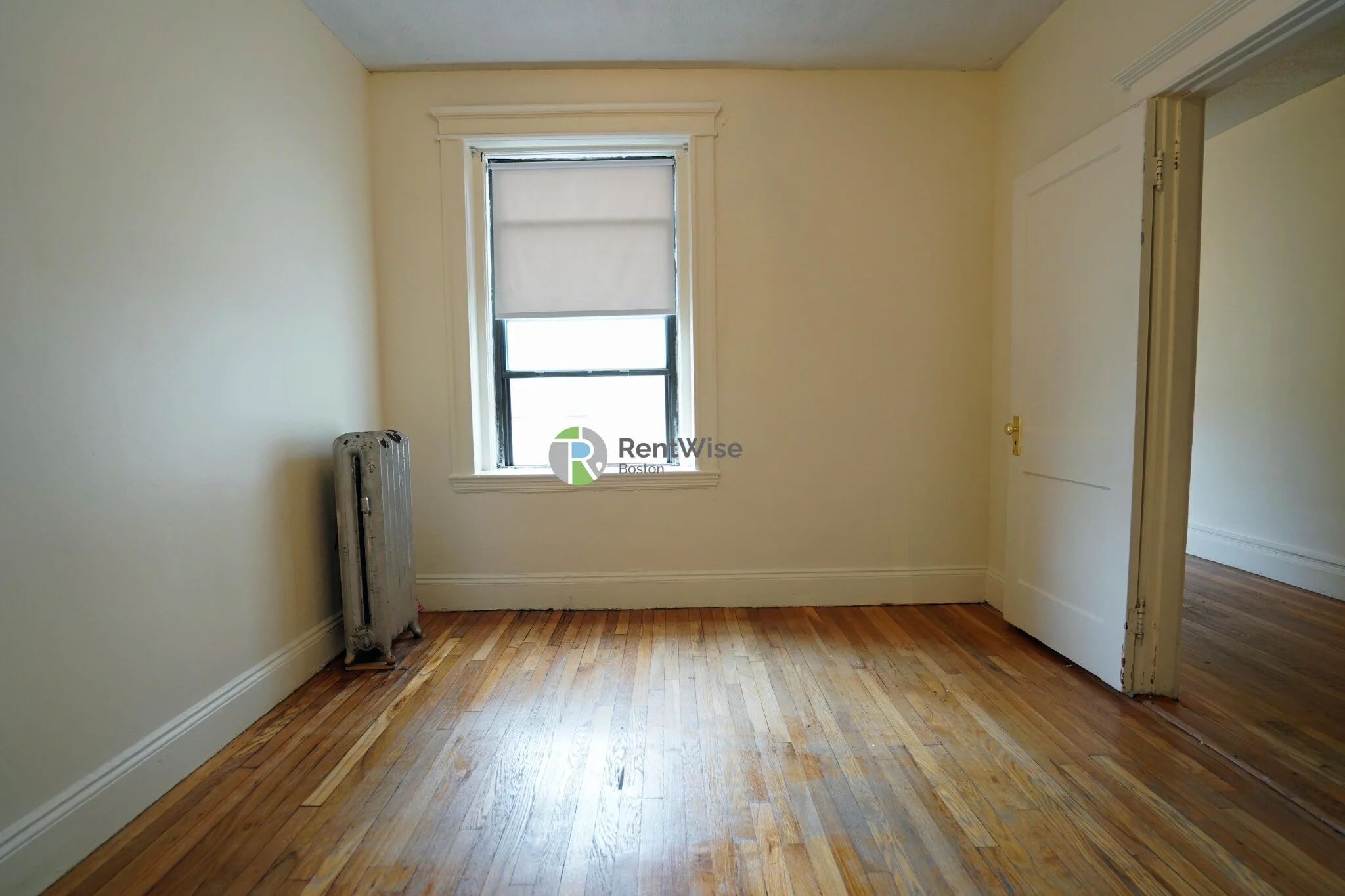 1144 Commonwealth Ave, North Brookline