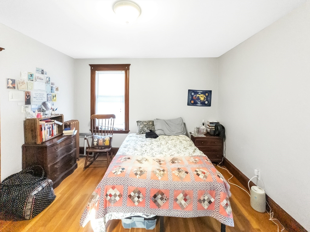 26 St Rose St, Jamaica Plain