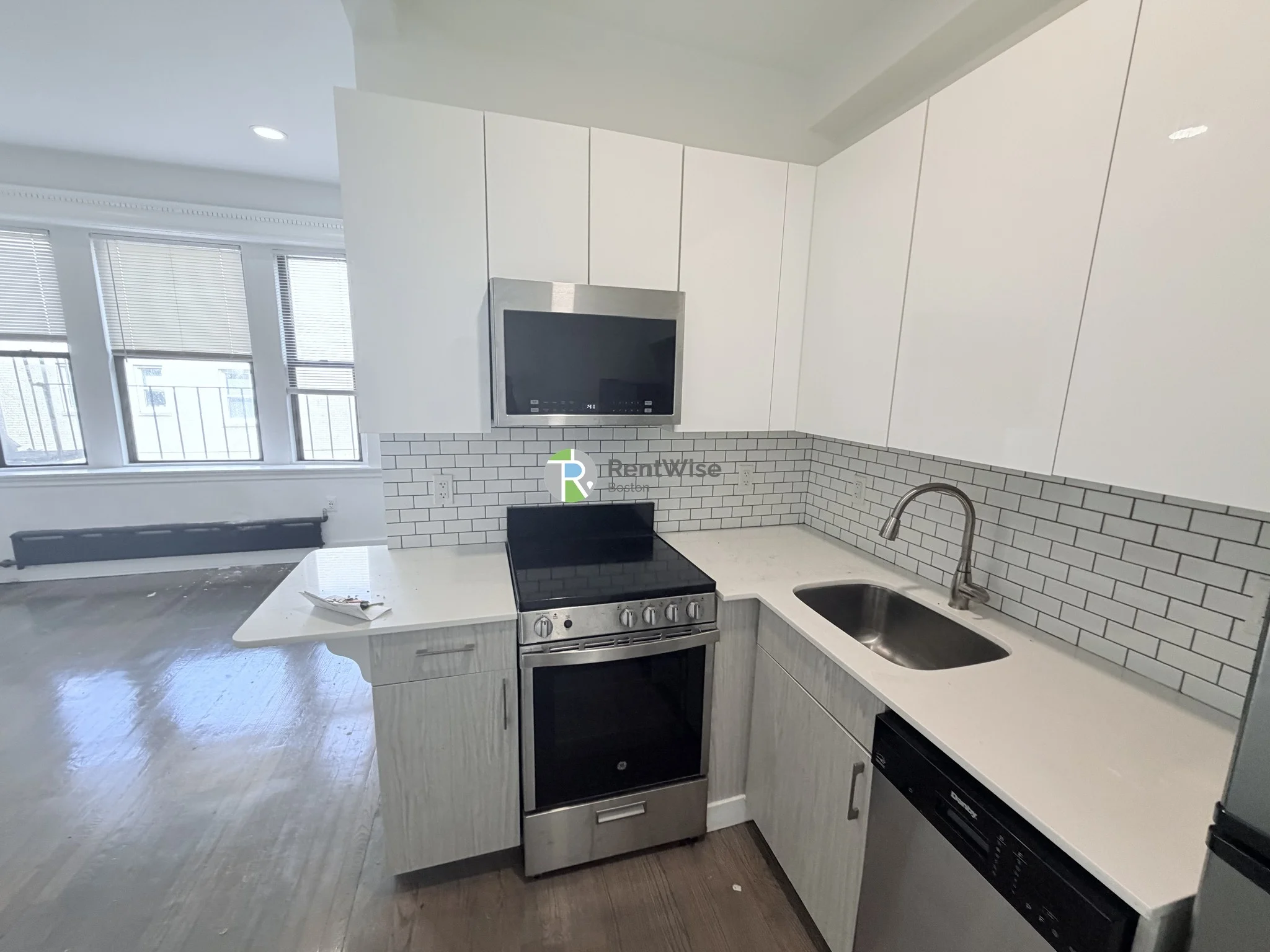 11 Queensberry St, Fenway