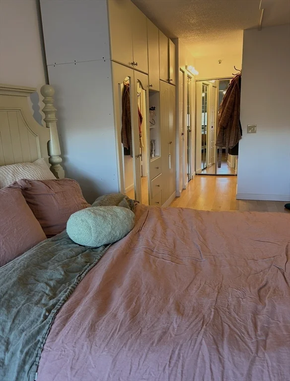 250 Hammond Pond Pkwy, Chestnut Hill