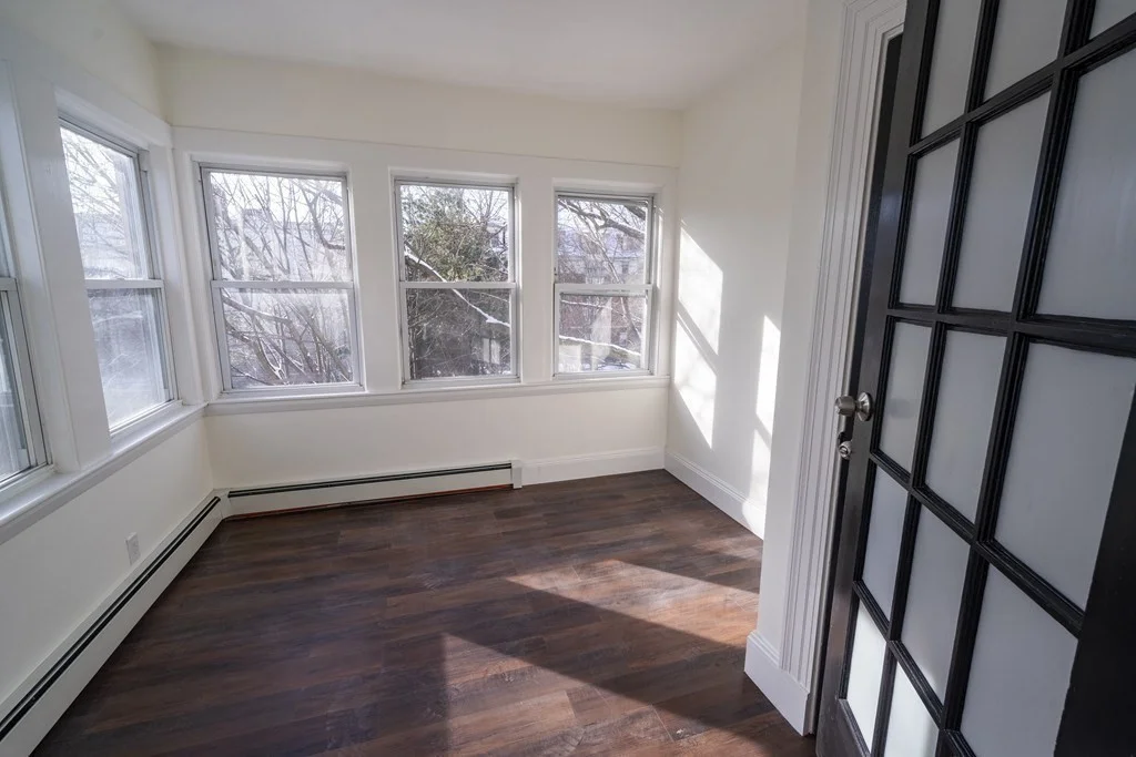 302 Summit Ave, Brighton