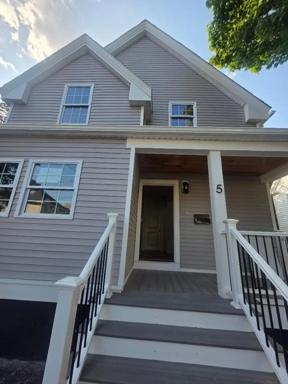 5 N Central Ave, Wollaston