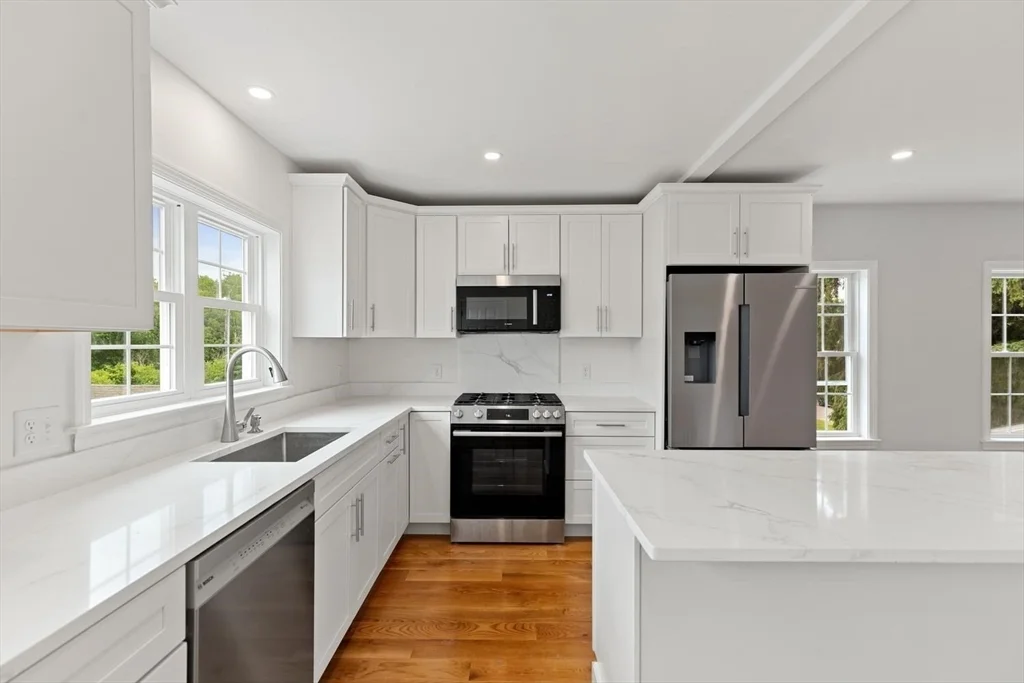 63 Pleasant St, Rowley