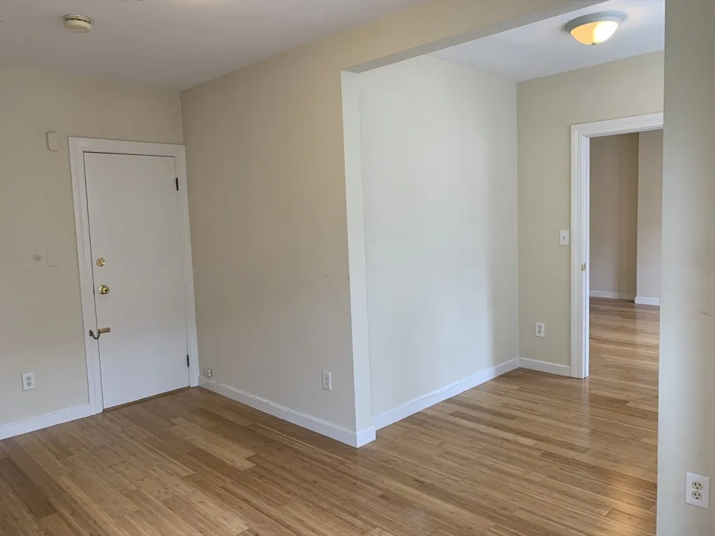 531 Cambridge St, East Cambridge