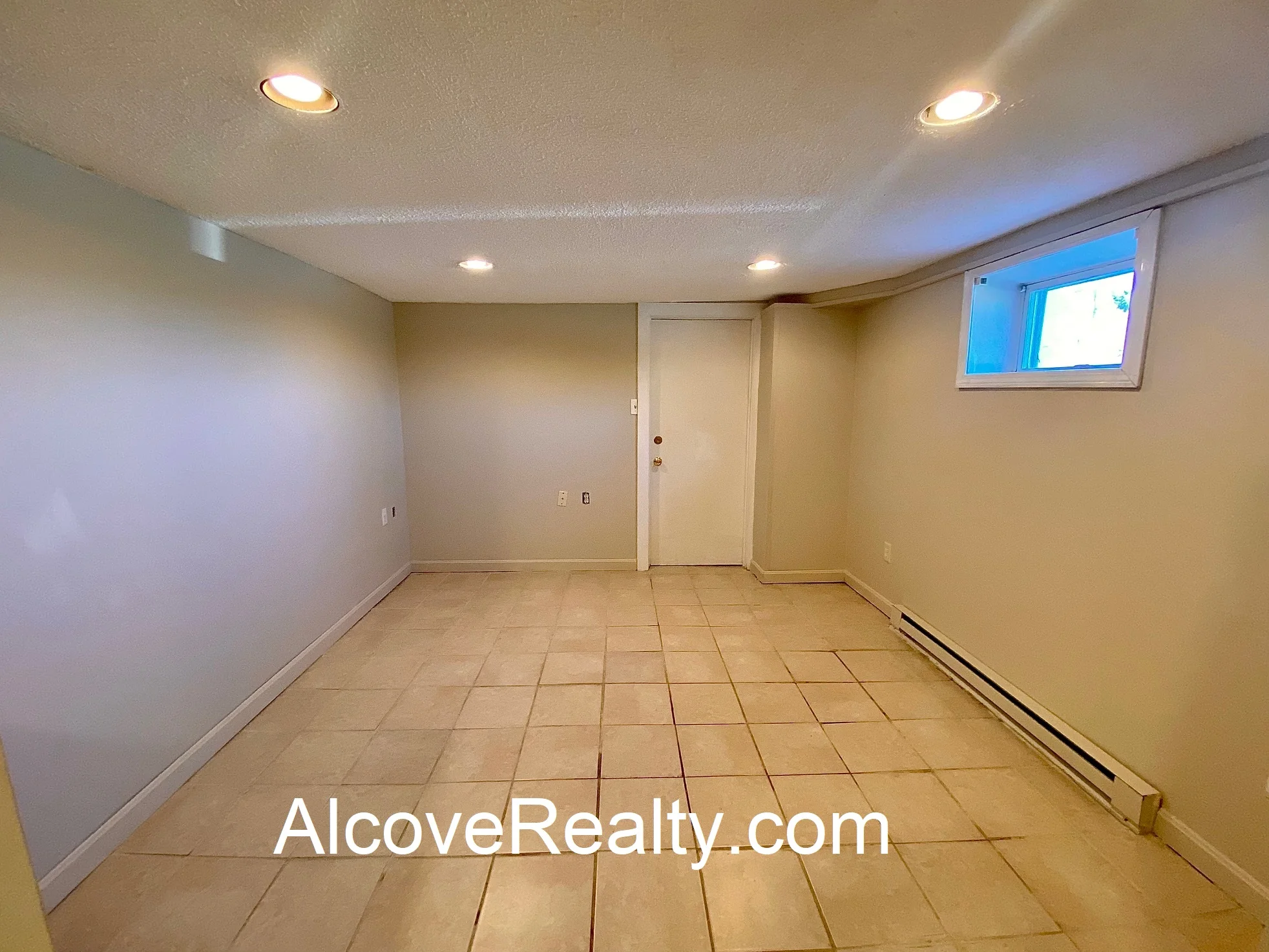 40 Alfred Rd, Arlington