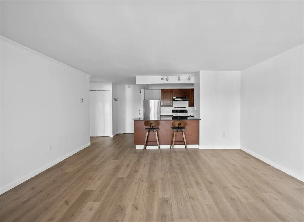 1025 Hancock, Quincy Center