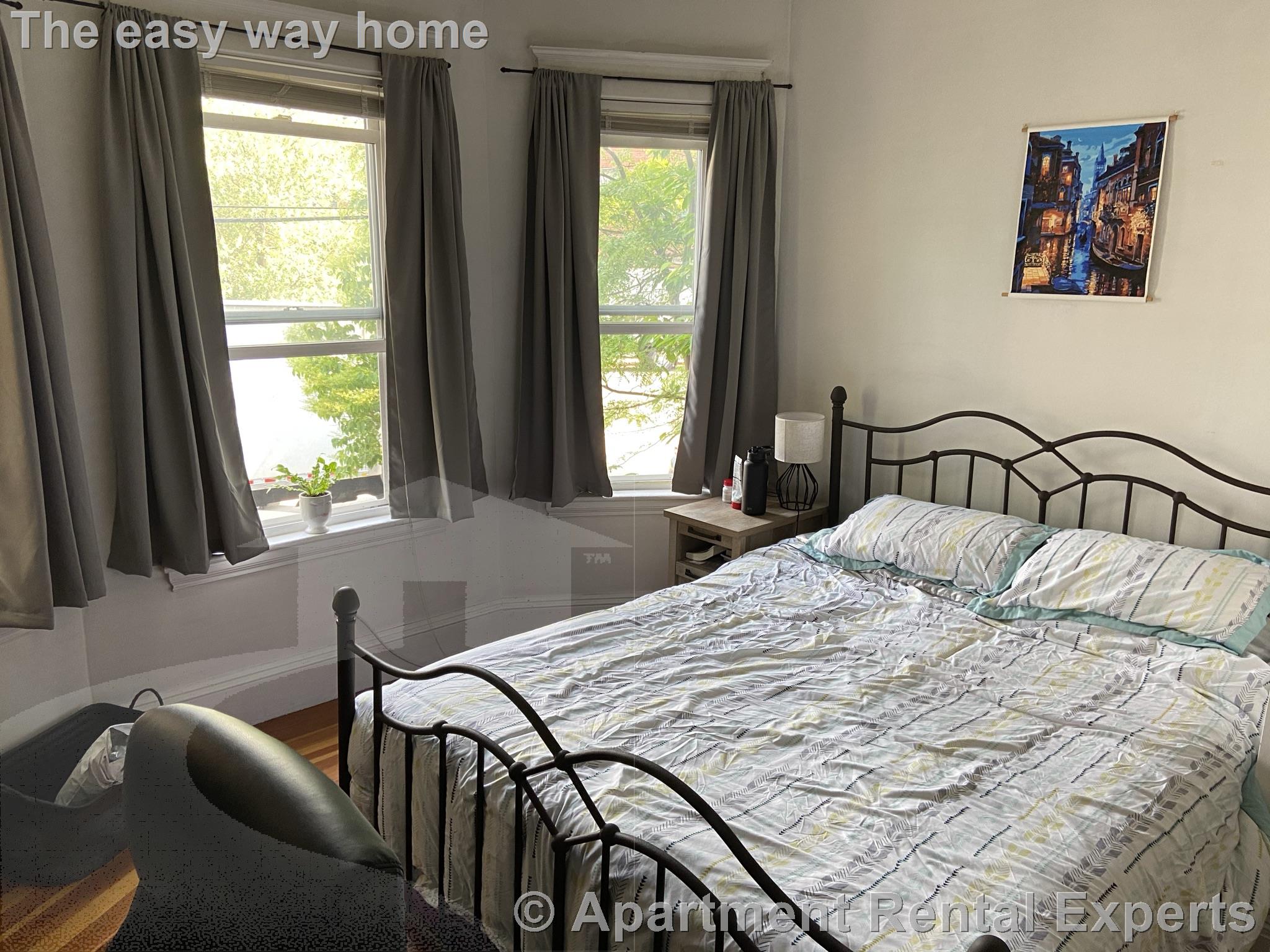 10 Cambridge Terr, Porter Square