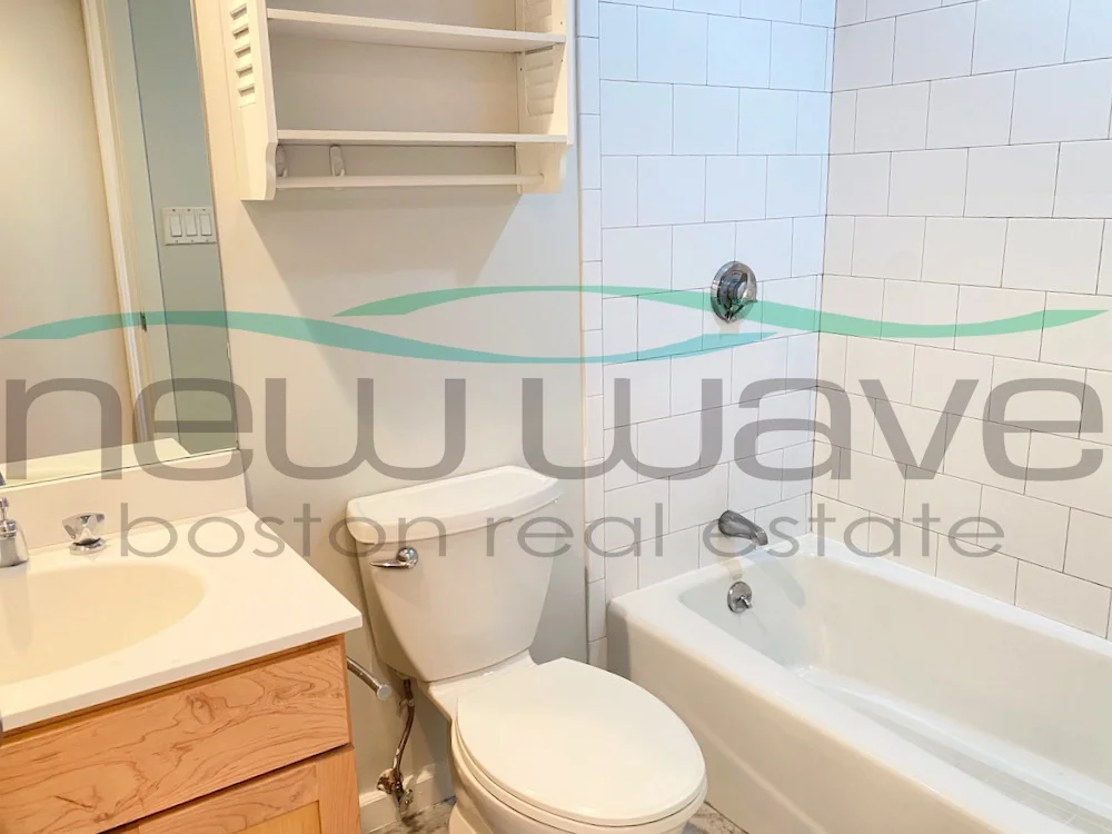 1661 Washington, South End