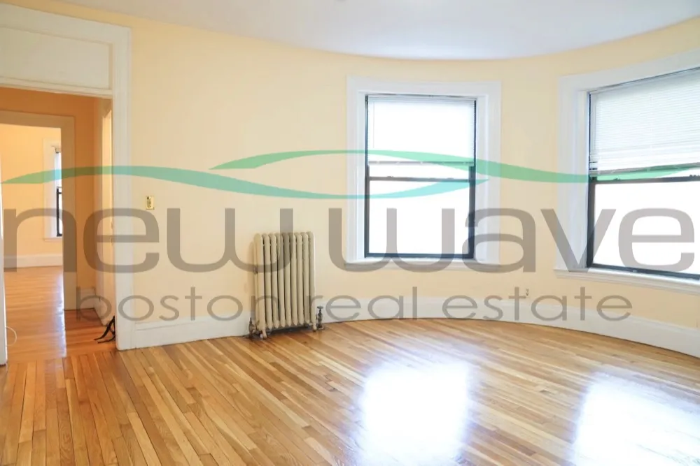 1091 Boylston St, Fenway