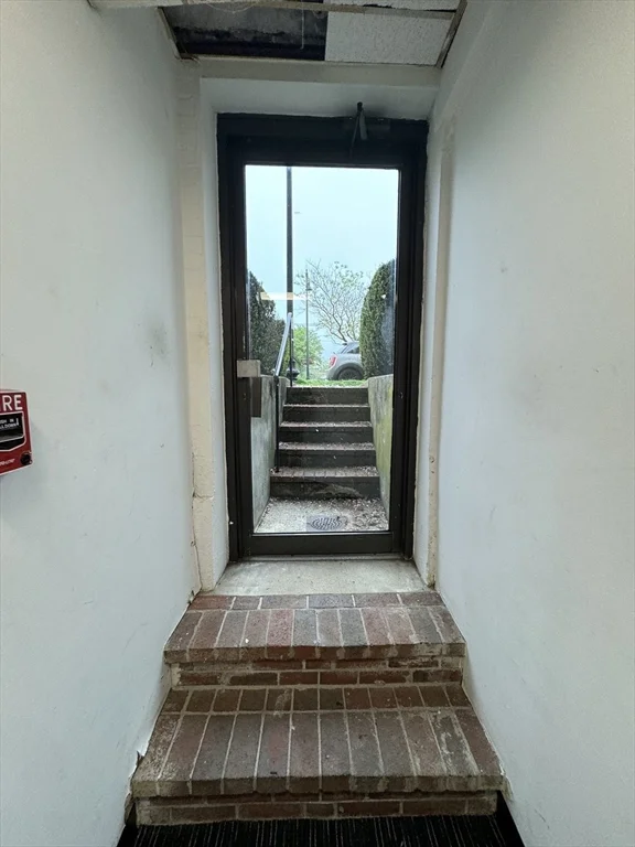 1641 Commonwealth Ave, Brighton