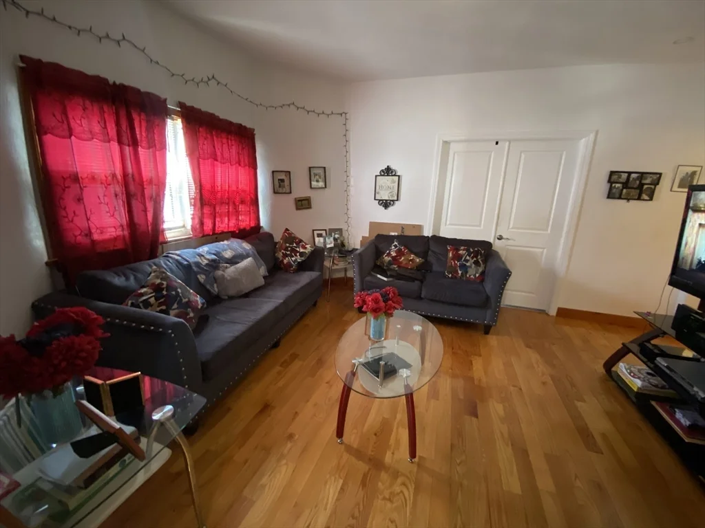 9 Starbird St, Malden