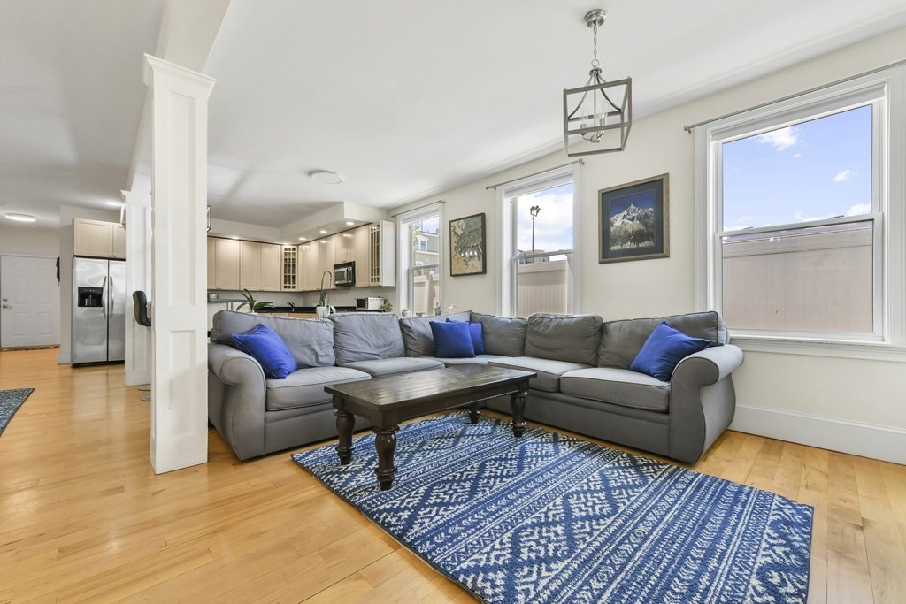 714 East 4th St, South Boston