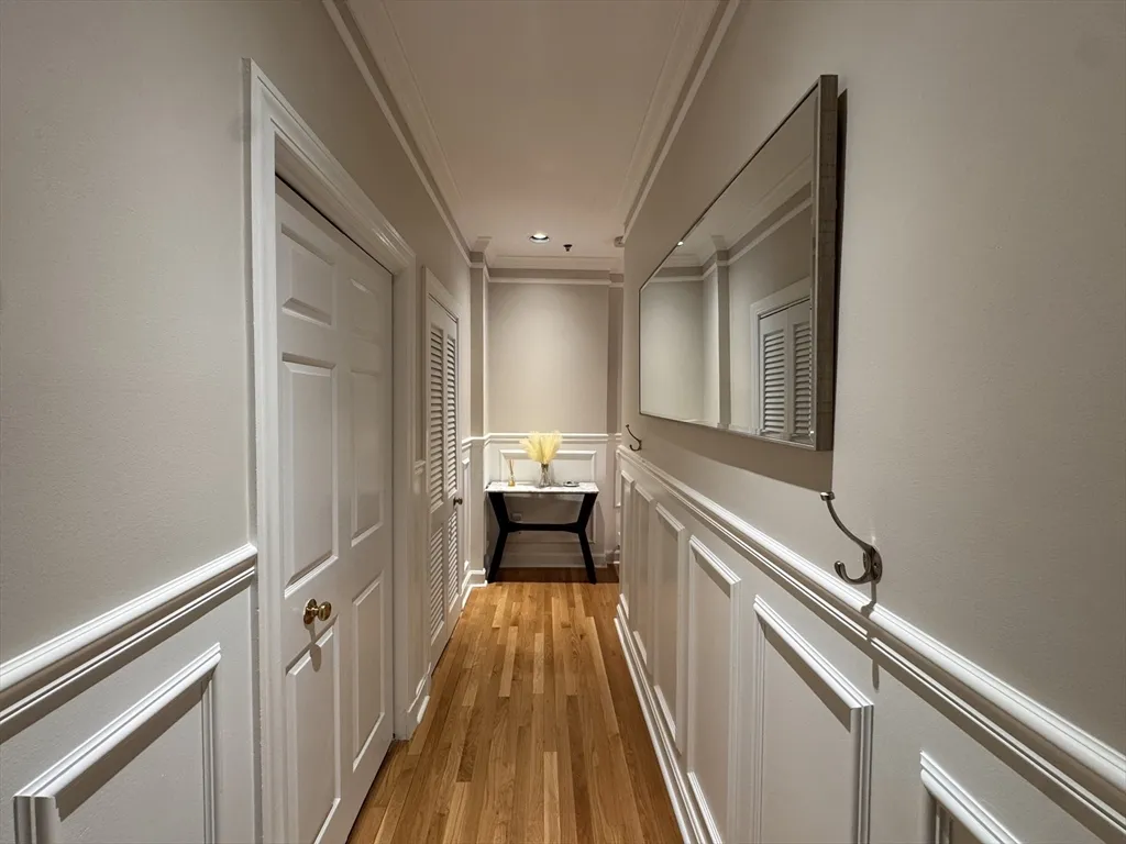 416 Marlborough St, Back Bay