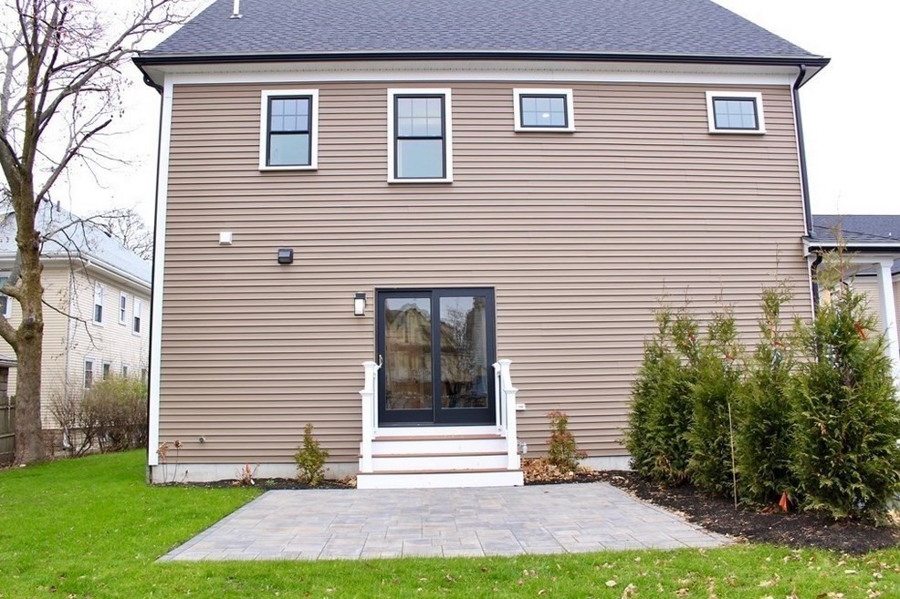 39 Winter St, Arlington