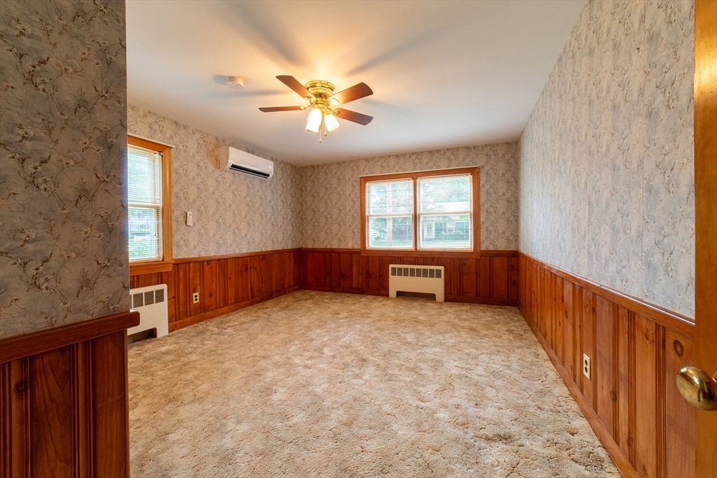 88 Sutherland Rd, North Attleboro