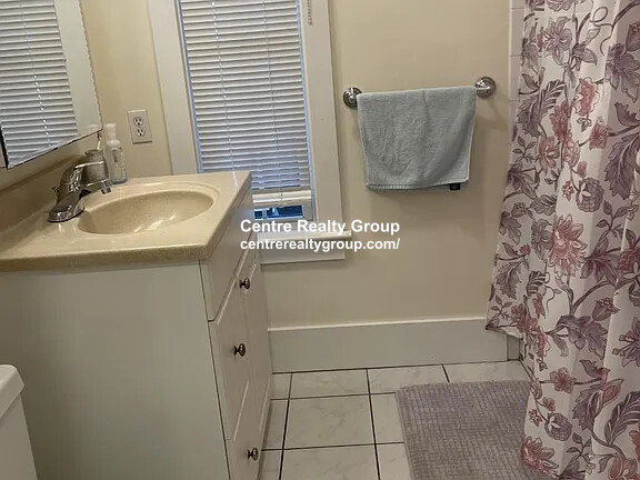 15 Beech St, Nonantum