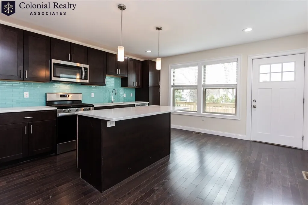 478 Fulton St, Medford