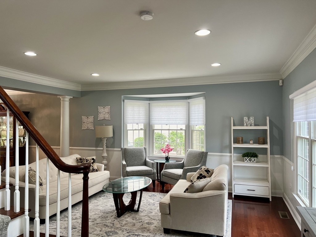 24 Endean Dr, Walpole