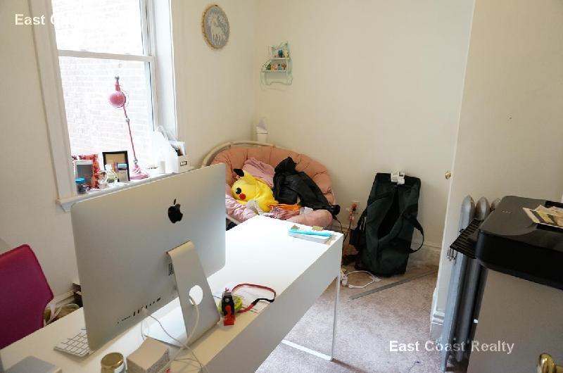 6 Camelot Ct, Brighton