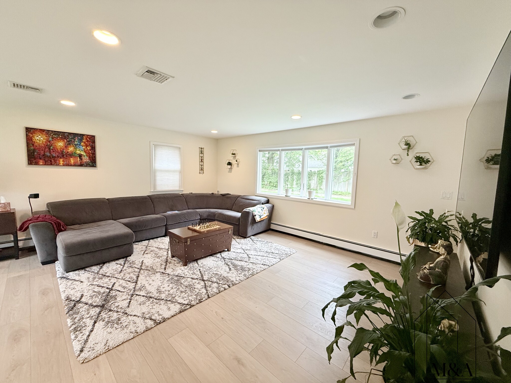 16 Avery Path, Oak Hill