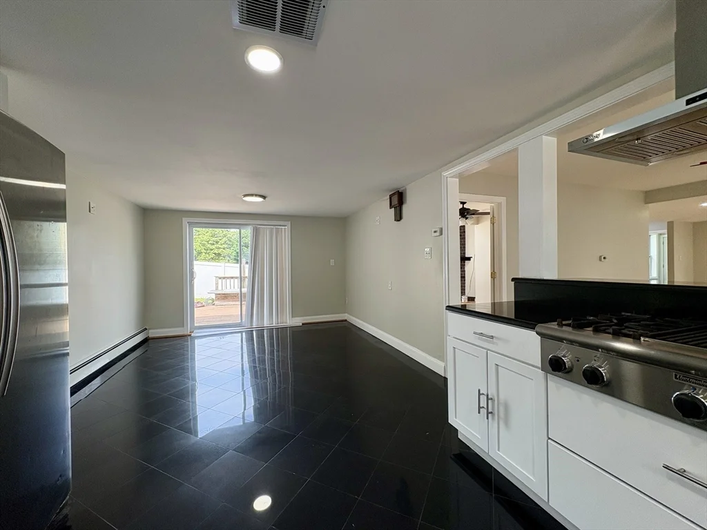 1318 Salem St, Malden