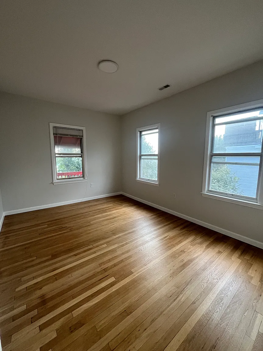 97 Bradstreet Ave, Revere