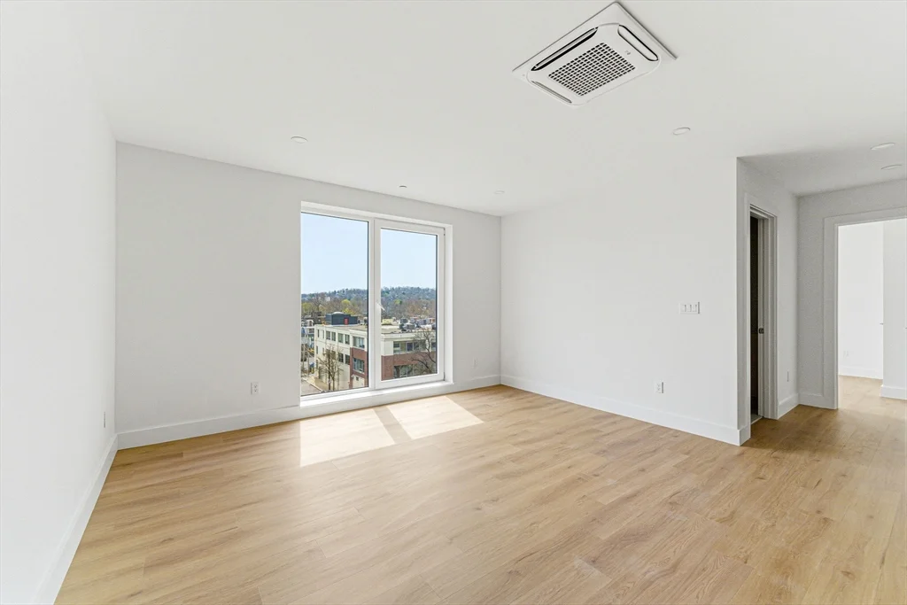 1035 Commonwealth Ave, Allston