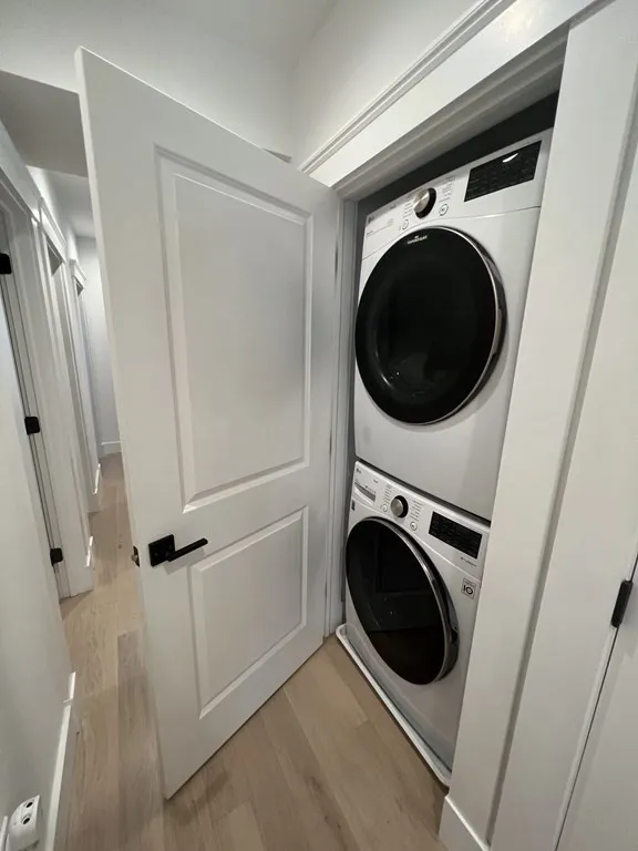 398 Bremen St, East Boston