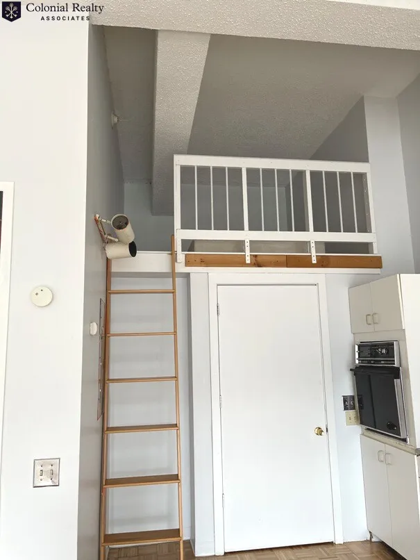 61 Brookline Ave, Fenway