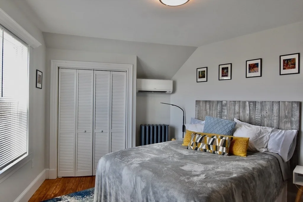 14 Castle Rock St, Dorchester