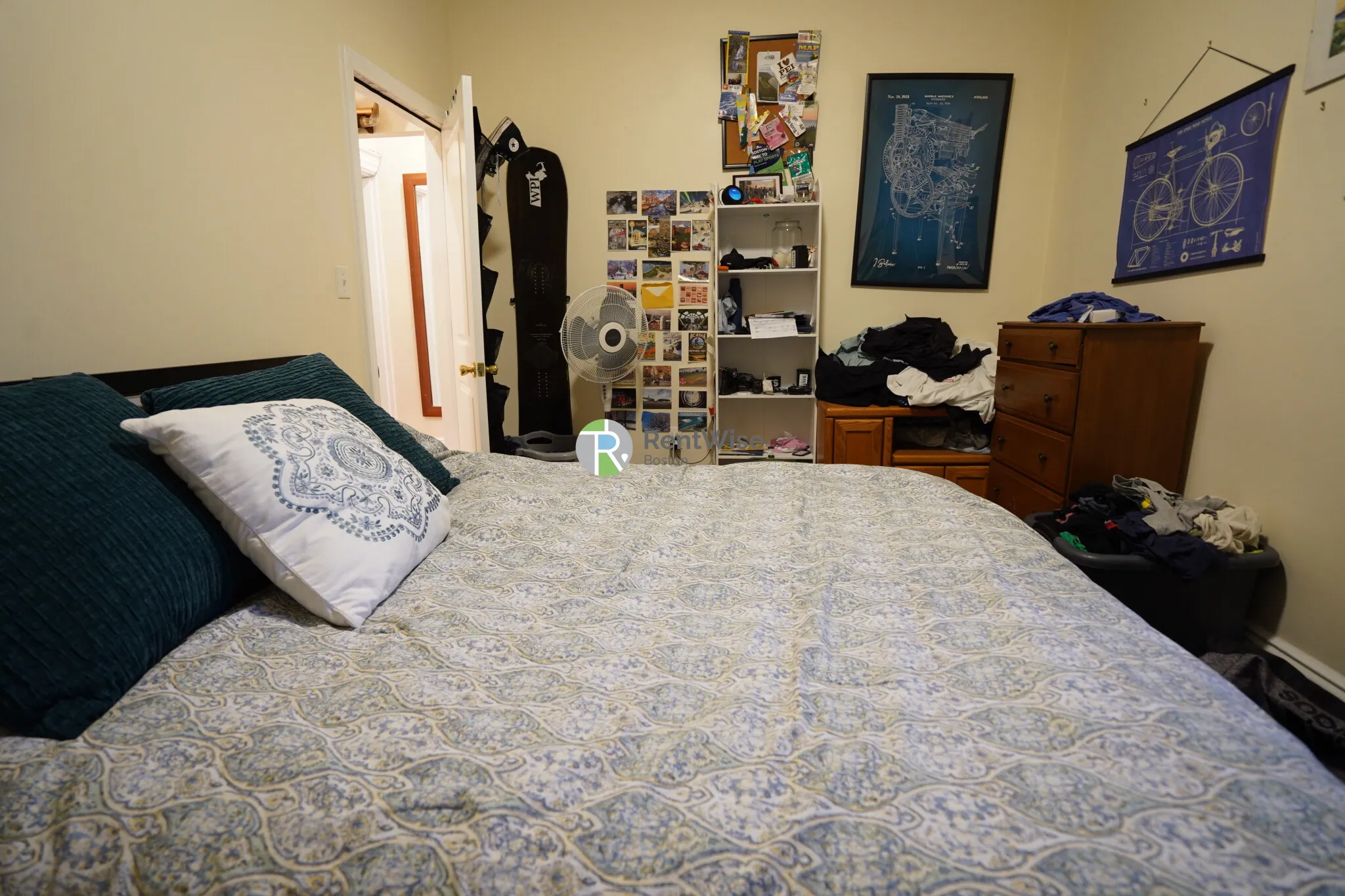 2572 Massachusetts Ave, North Cambridge