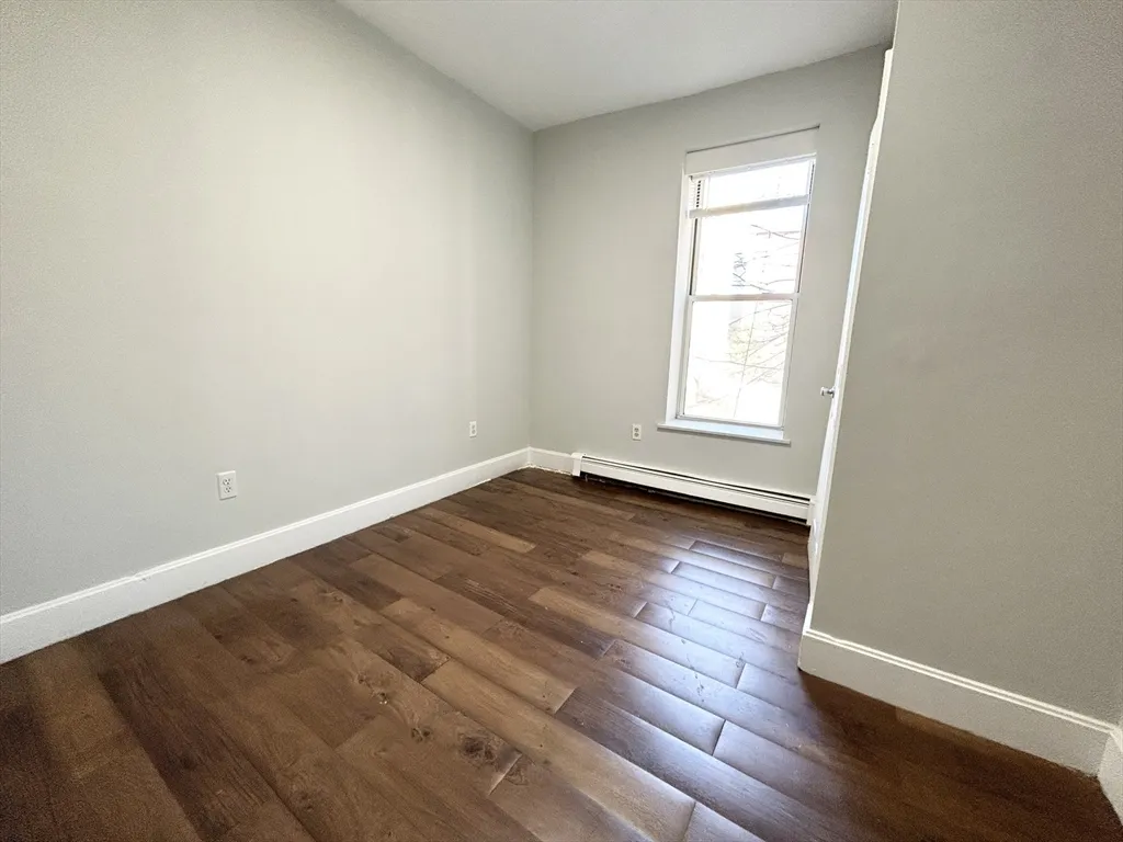 15 Ruggles St, Roxbury