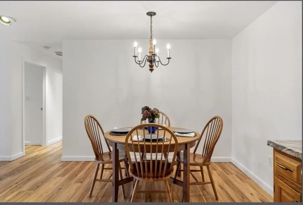 34 Hamilton Rd, Arlington