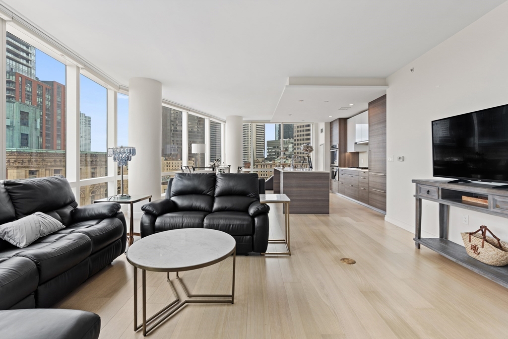 1 Franklin St, Midtown