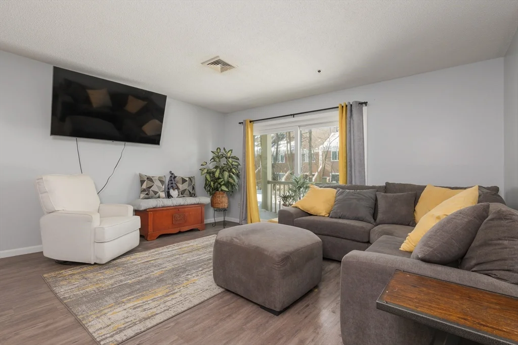 109 Hunters Run Pl, Haverhill