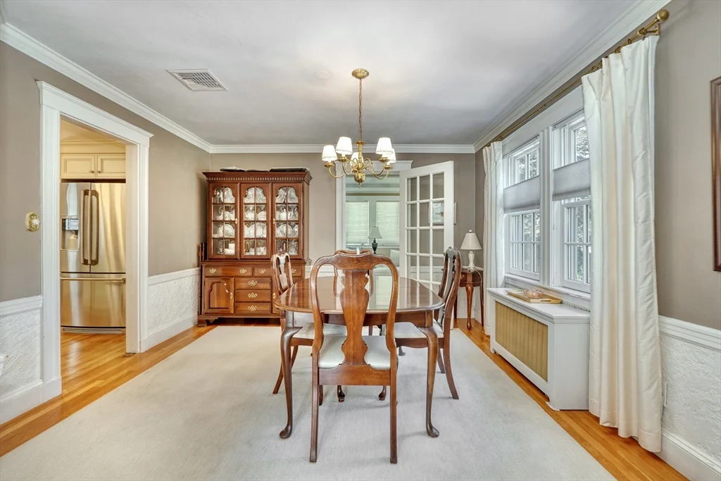 46 Goss Ave, Melrose