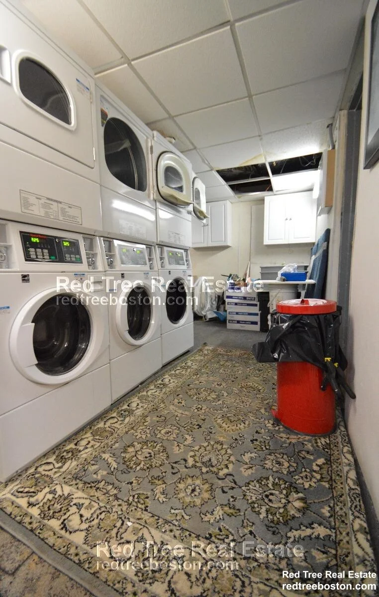 108 Myrtle St, Beacon Hill