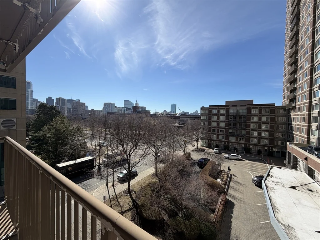 10 Museum Way, East Cambridge