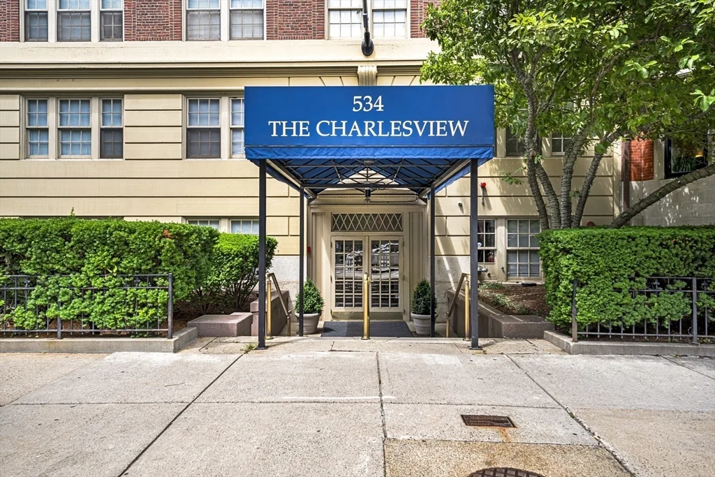 534 Beacon St, Back Bay