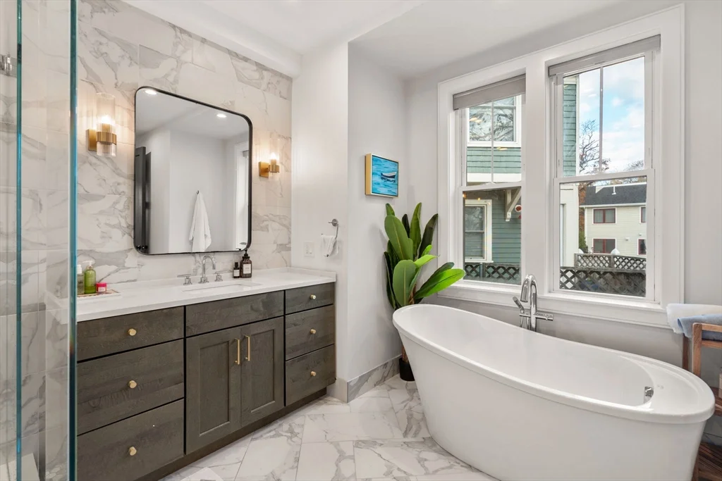 5 Caspian Way, Dorchester