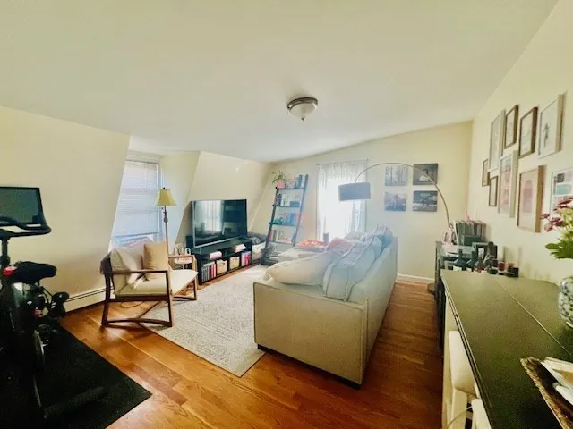 9 Parker St, Medford Street / The Neck