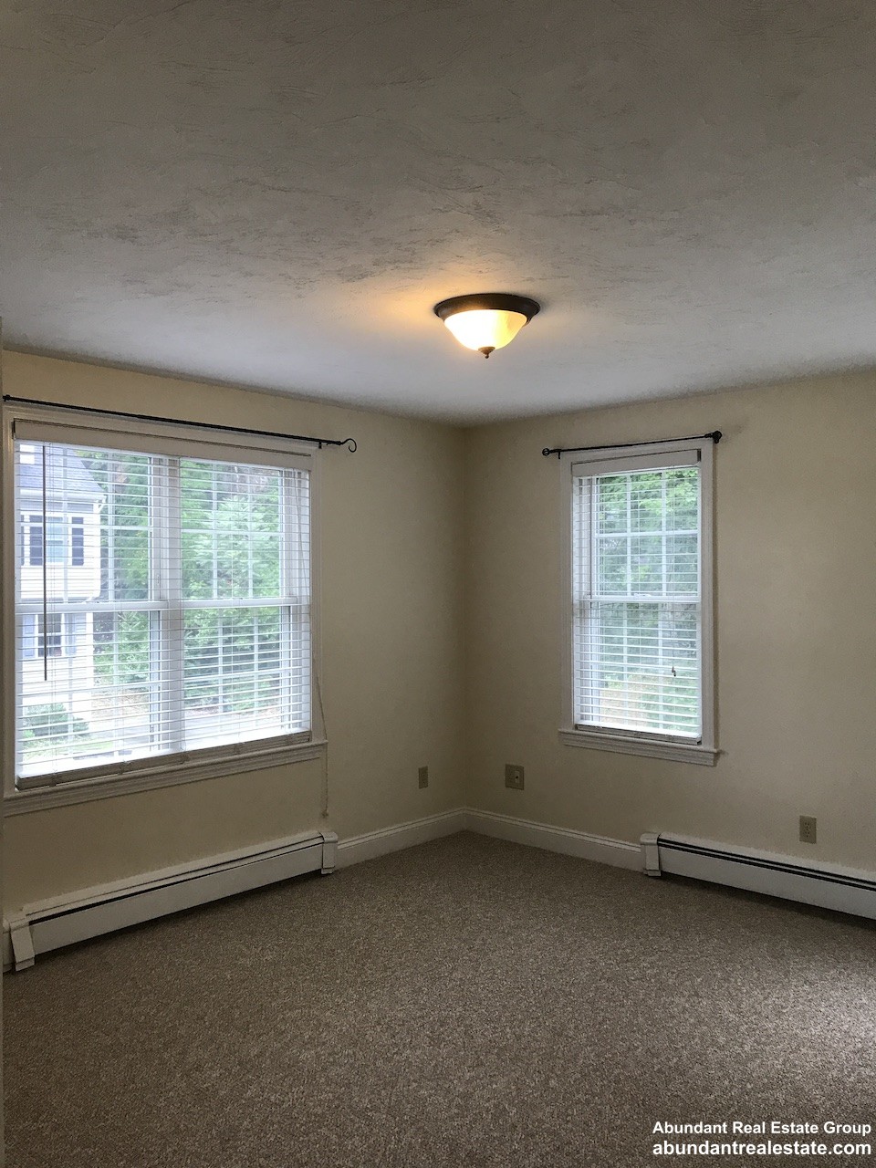 11 Dell Ave, Medford