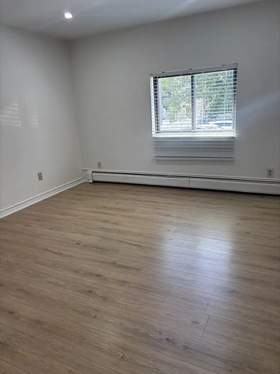 146 Willow St, Waltham