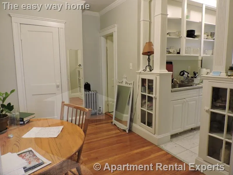 11 Gray St, Porter Square