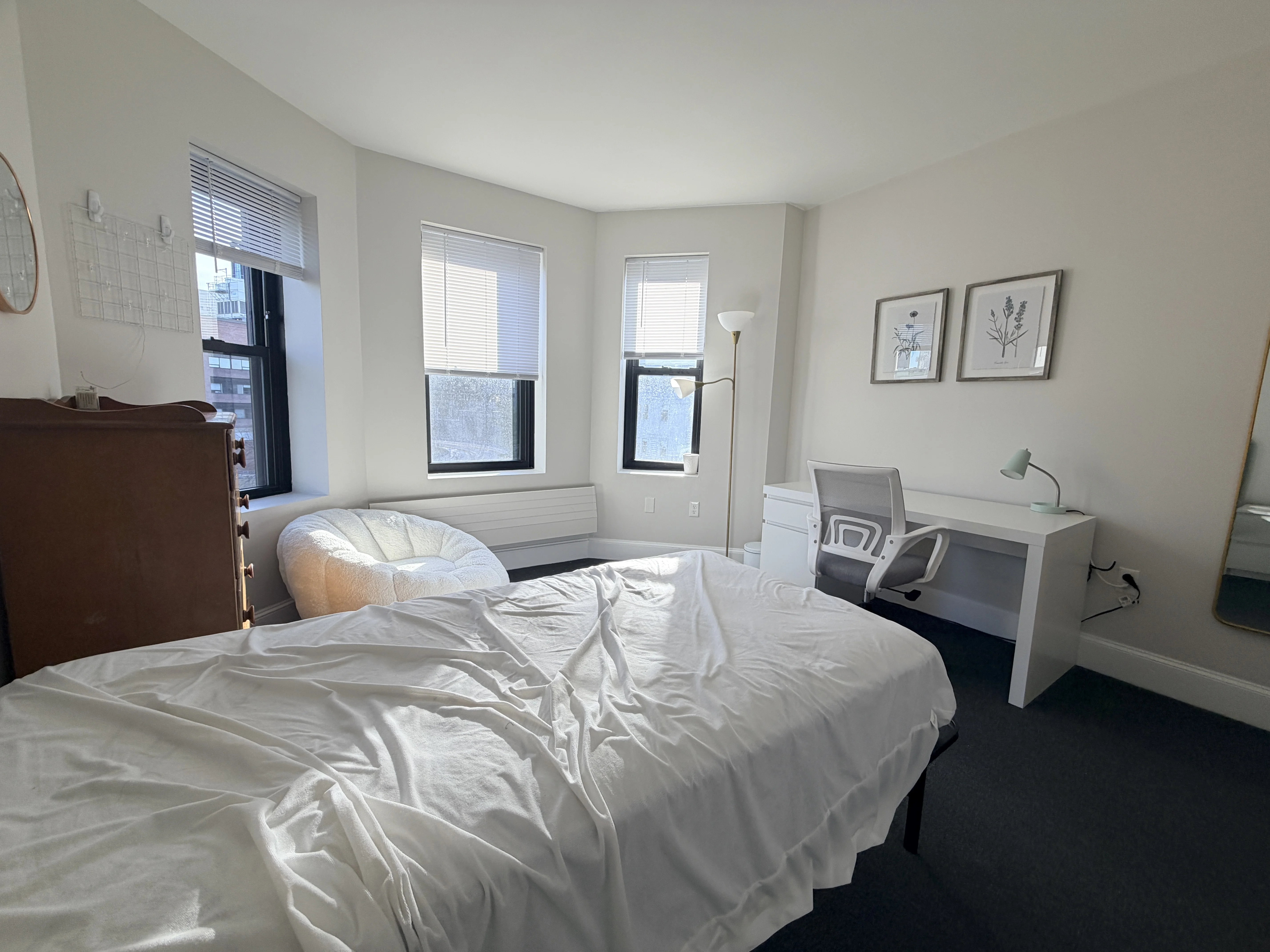 829 Beacon St, Fenway