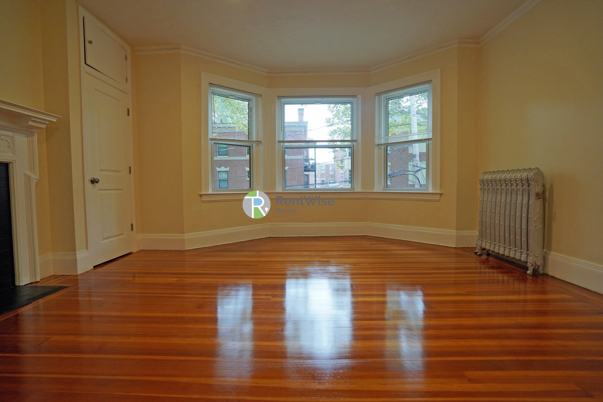 10 Beals St, North Brookline