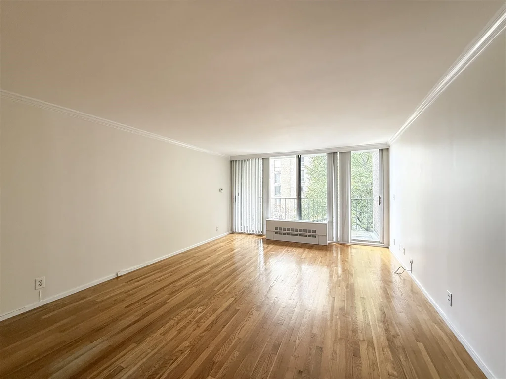 99 Pond Ave, Brookline Village